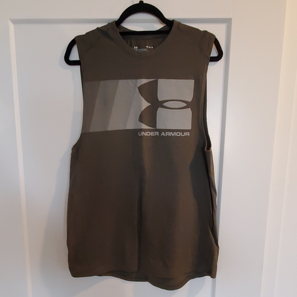 Under Armour Sleeveless Shirt